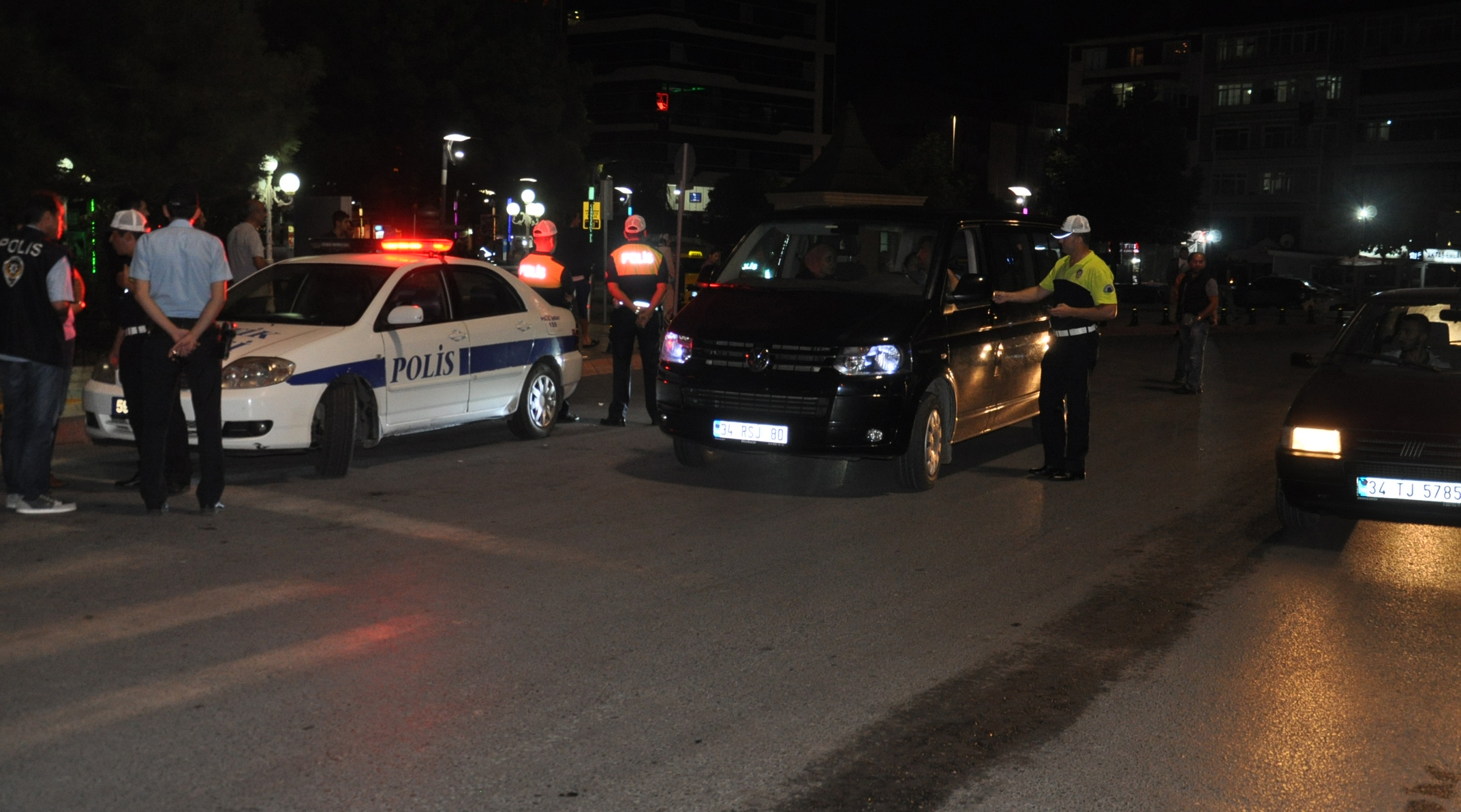 Kırşehir’de Asayiş Ve Trafik Uygulaması Gerçekleştirildi