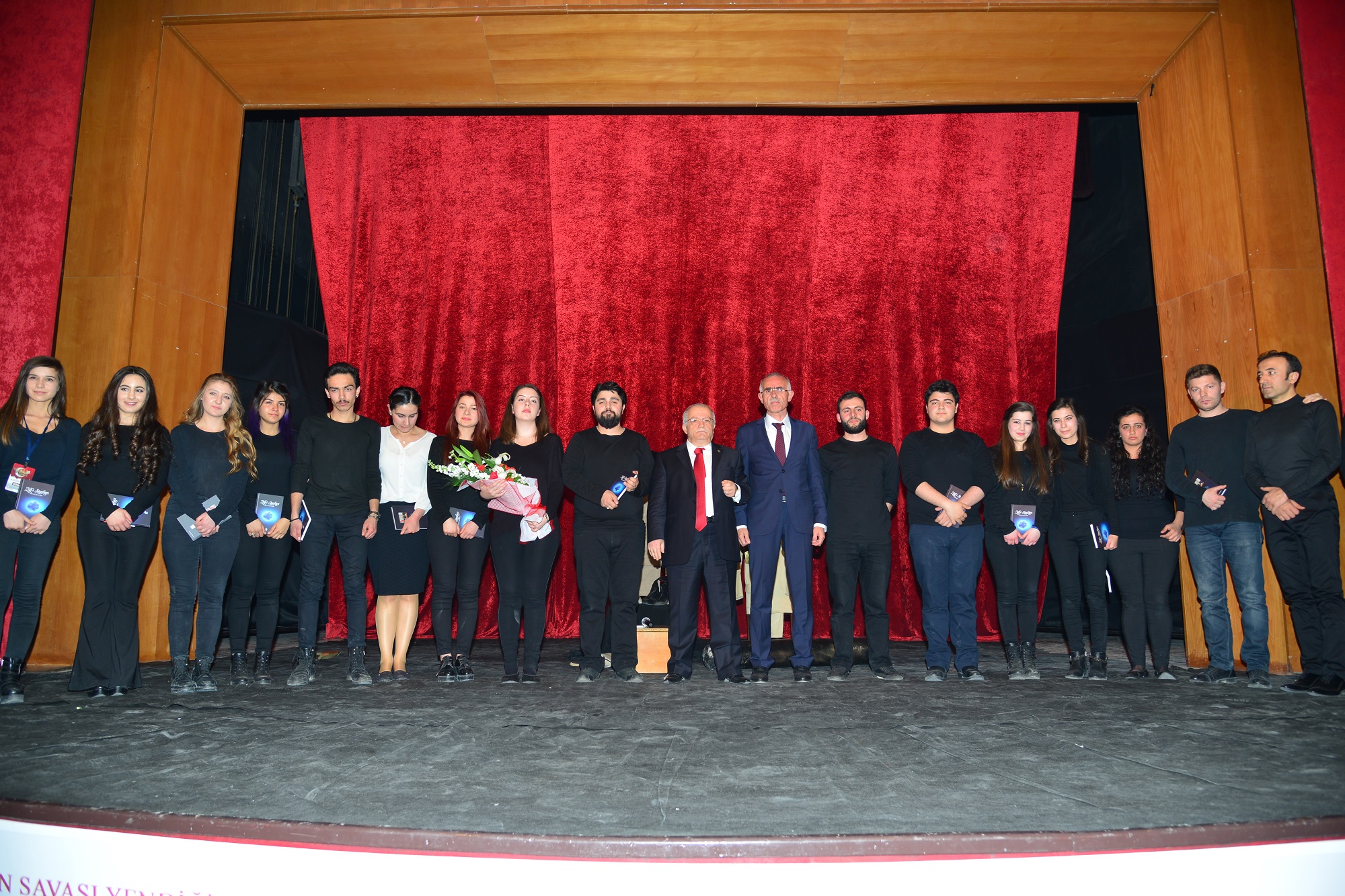 TİYATRO GÖSTERİSİ DÜZENLENDİ.
