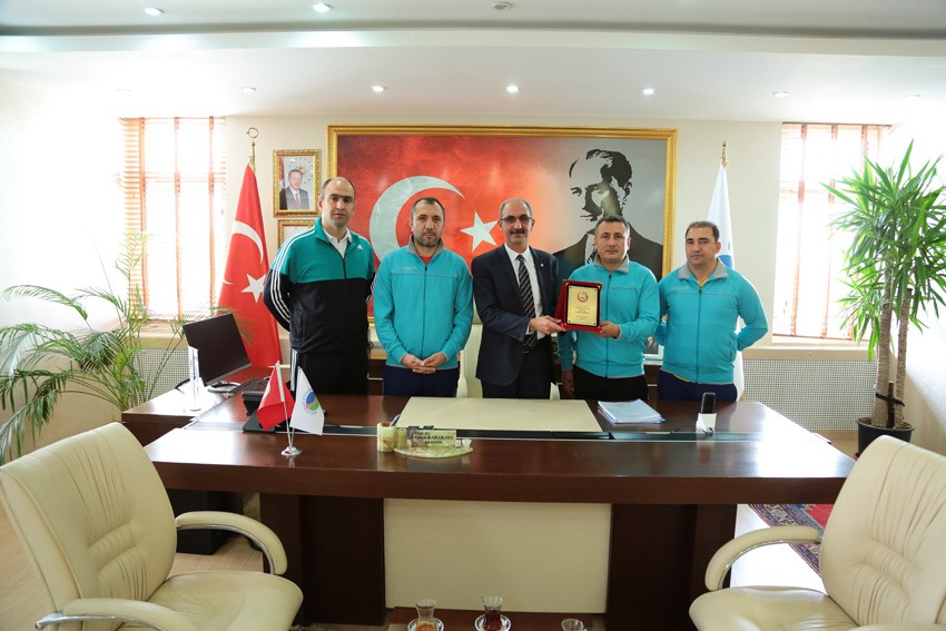 Hentbol Takımından Büyük Başarı