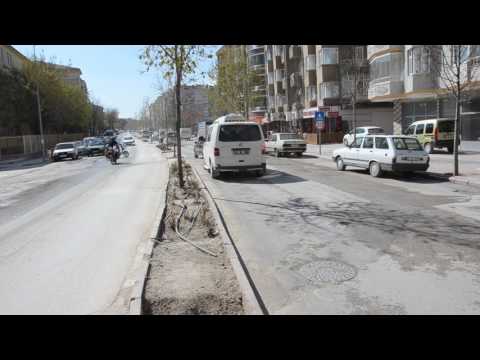 CUMHURİYET İLK ÖĞRETİM OKULU ÖNÜ TRAFİK HAK GETİRE…