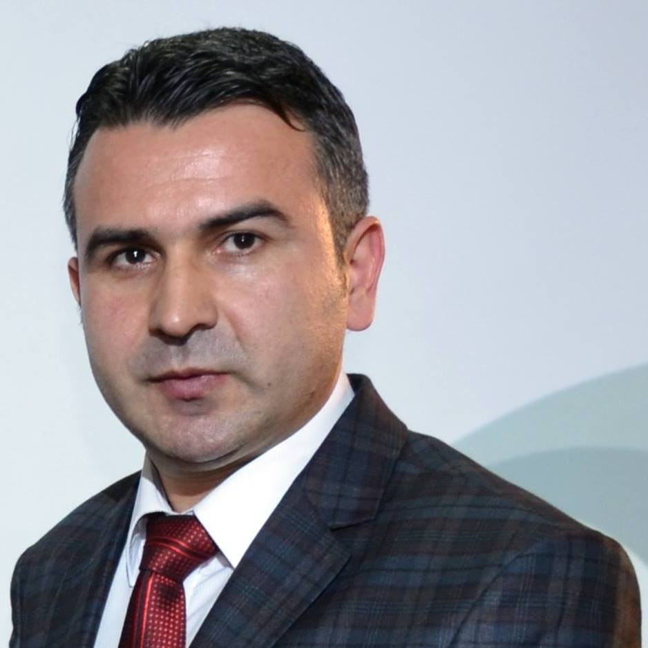 Neşet Ertaş Kitabı Hazır