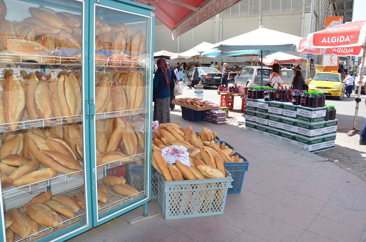 Baştacımız Beceriksiz Ellerde