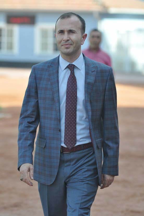 Aslan, İncelemelerde Bulundu