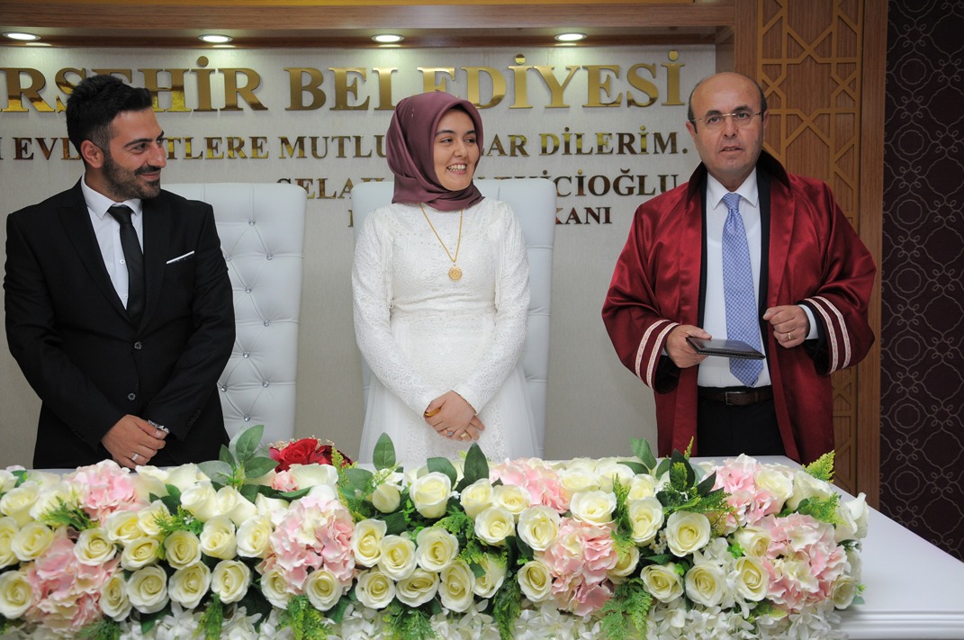Kırşehir’de 9 çiftin 09.09.2019 tarihli nikah sevinci