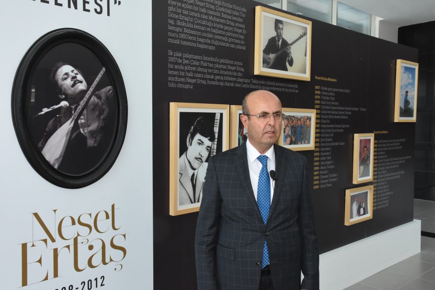 “Bozkırın tezenesi” türküleriyle anılacak”