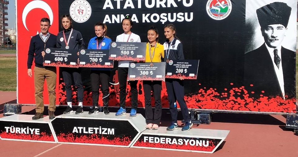 Kırşehirli sporcunun Türkiye birinciliği kentte sevinçle karşılandı