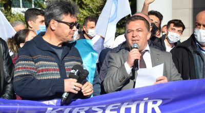 Kırşehir de Sağlık Çalışanları İş Bırakma Eylemi Gerçekleştirdi