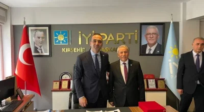 İYİ Partili Volkan Yılmaz’dan Kırşehir Çıkartması: “Kırşehir Hak Ettiği Yatırımı Alamıyor”