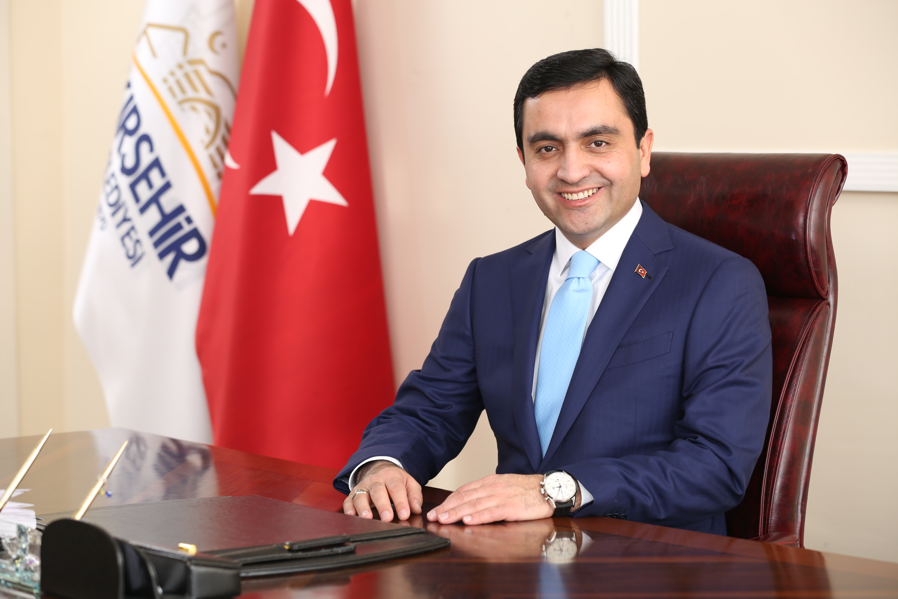 NEŞET USTAMIZI ANIYORUZ